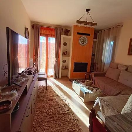 Holiday home νύμφη ηχώ, θέα στα βουνά κάτω από το ρολόι