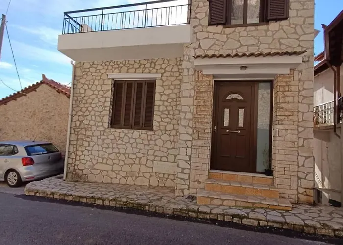 Holiday home νύμφη ηχώ, θέα στα βουνά κάτω από το ρολόι