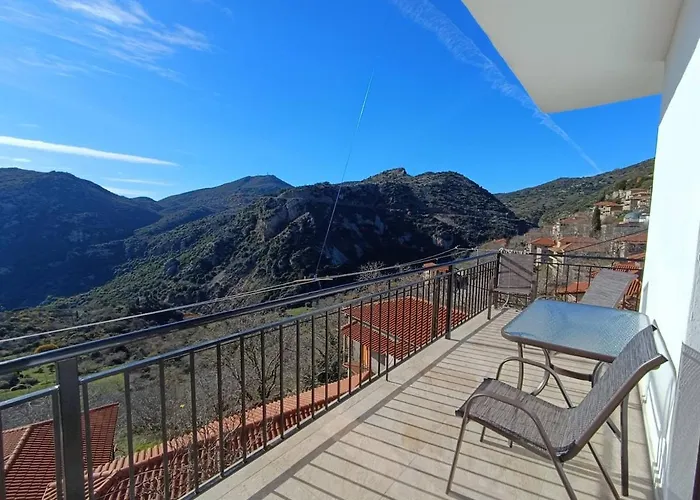 νύμφη ηχώ, θέα στα βουνά κάτω από το ρολόι