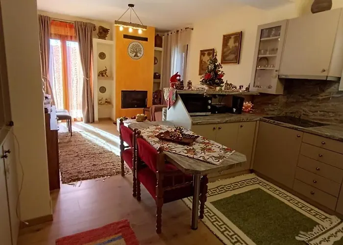 Holiday home νύμφη ηχώ, θέα στα βουνά κάτω από το ρολόι