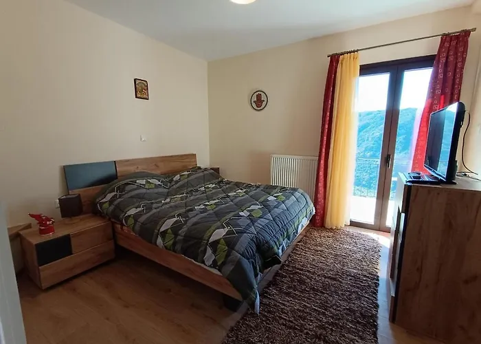 νύμφη ηχώ, θέα στα βουνά κάτω από το ρολόι Prázdninový dům Dimitsana