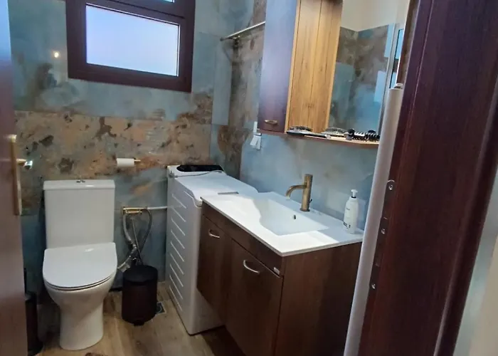 νύμφη ηχώ, θέα στα βουνά κάτω από το ρολόι